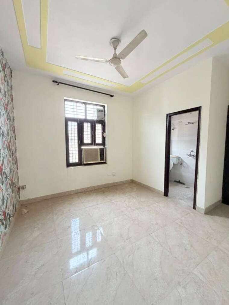 Room, sainik colony 2 Bedroom 810 Sq.Ft. Builder Floor In Sainik Colony Faridabad 10465307