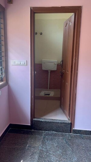 Bathroom in 2 BHK Builder Floor at Kanaka Nagar – for Rent
