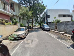 2 BHK Builder Floor For Rent in Lake City