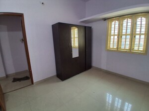 Room in 2 BHK Builder Floor at Lake City – for Rent