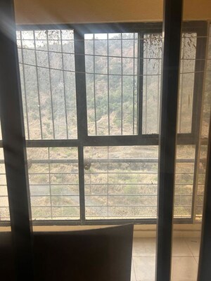 Room in 4 BHK Apartment at Hill View CHS Kharghar, Kharghar – for Sale
