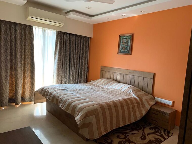 Bedroom, gym-view 3 Bedroom 1200 Sq.Ft. Apartment In Khar West Mumbai 10465365