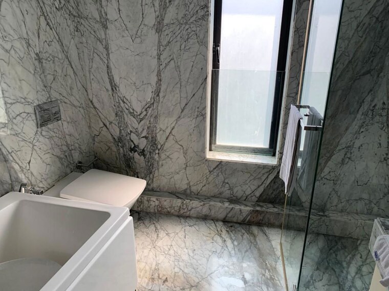 Bathroom, gym-view 3 Bedroom 1200 Sq.Ft. Apartment In Khar West Mumbai 10465365