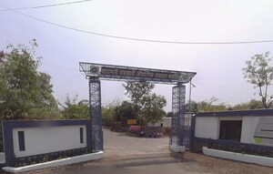  Shop For Sale in Shiv Nagar