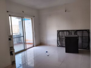 Room in  Apartment at Kharabwadi – for Sale