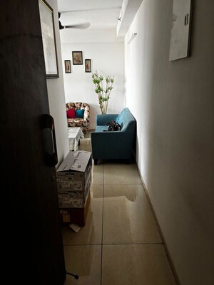 Kitchen in 3 BHK Apartment at Omaxe R2, Gomti Nagar – for Rent