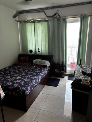 Bedroom in 3 BHK Apartment at Omaxe R2, Gomti Nagar – for Rent