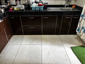 Kitchen in 3 BHK Apartment at Omaxe R2, Gomti Nagar – for Rent