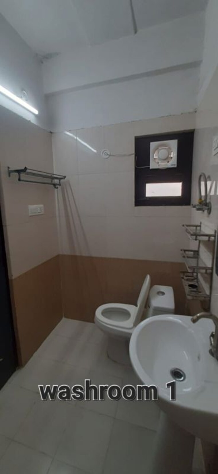 Bathroom, mittal-rajnagar-residency 3 Bedroom 1380 Sq.Ft. Apartment In Raj Nagar Extension Ghaziabad 10465549