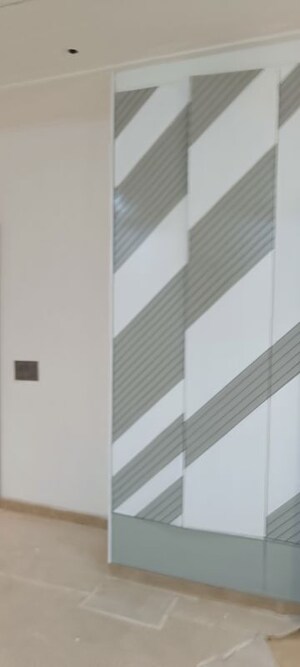 3 BHK Apartment For Sale in Rohini Sector 8