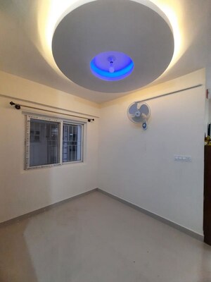 Room in 2 BHK Apartment at Candeur Signature, Varthur – for Rent