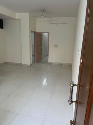 Room in 2 BHK Apartment at Frazer Town – for Rent