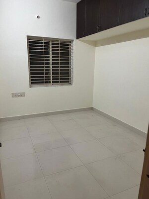 Room in 2 BHK Apartment at Frazer Town – for Rent