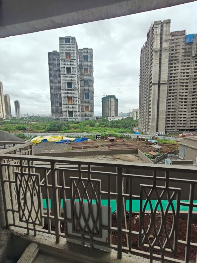 Exterior View, paradise-sai-world-empire 2 Bedroom 875 Sq.Ft. Apartment In Kharghar Navi Mumbai 10465614