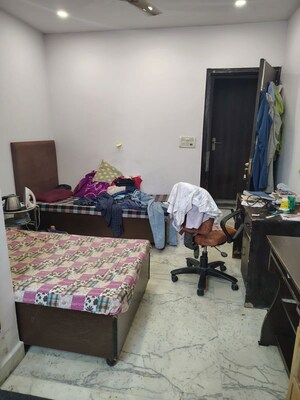 Bedroom in  Pg at Dev Nagar – for Rent