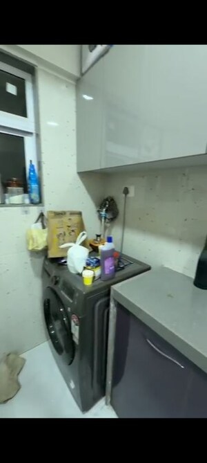 Team Area in 1 BHK Apartment at Nehru Nagar – for Rent