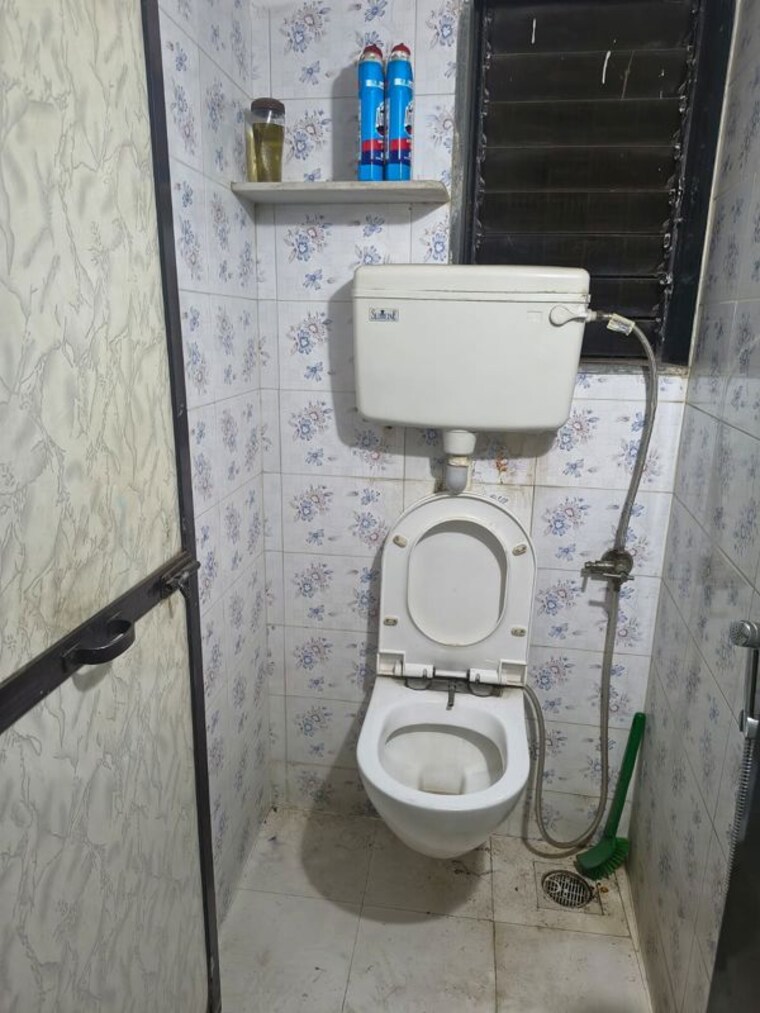 Bathroom, shiv-srushti-apartments 1 Bedroom 400 Sq.Ft. Apartment In Kurla East Mumbai 10465635