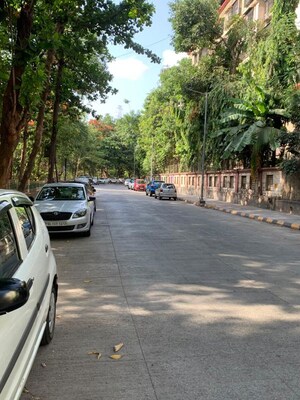Parking in 4 BHK Apartment at Nerul Sector 17 – for Rent