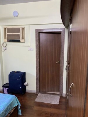 Bathroom in 4 BHK Apartment at Nerul Sector 17 – for Rent