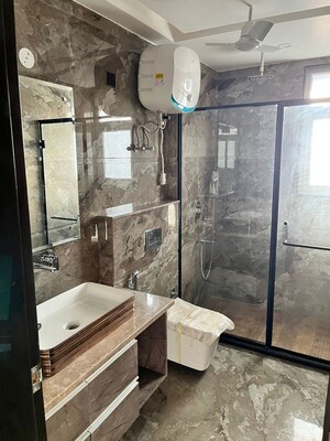 Bathroom in 4 BHK Builder Floor at Unitech South City II, Sector 50 – for Rent