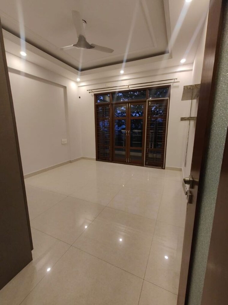 undefined, cooke town 3 Bedroom 1800 Sq.Ft. Apartment In Cooke Town Bangalore 10465660