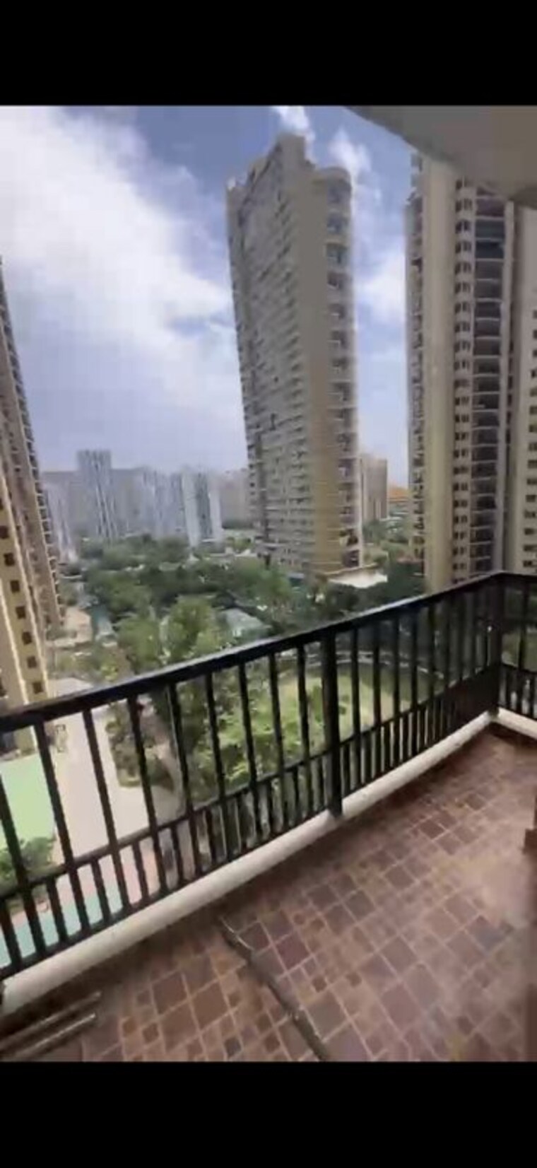 Balcony, dasnac-the-jewel 3 Bedroom 1660 Sq.Ft. Apartment In Sector 75 Noida 10465662