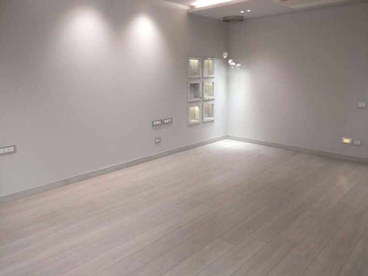 Bedroom, panchsheel park 4 Bedroom 7200 Sq.Ft. Builder Floor In Panchsheel Park Delhi 10465697