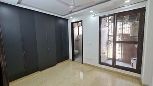 2 BHK Builder Floor For Rent in Krishna Market