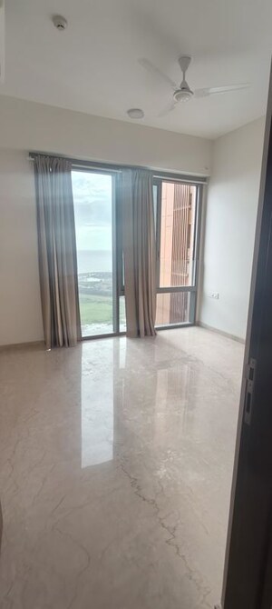 3 BHK Apartment For Rent in Piramal Mahalaxmi, Mahalaxmi
