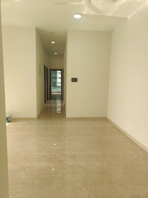 Room in 3 BHK Apartment at Piramal Mahalaxmi, Mahalaxmi – for Rent