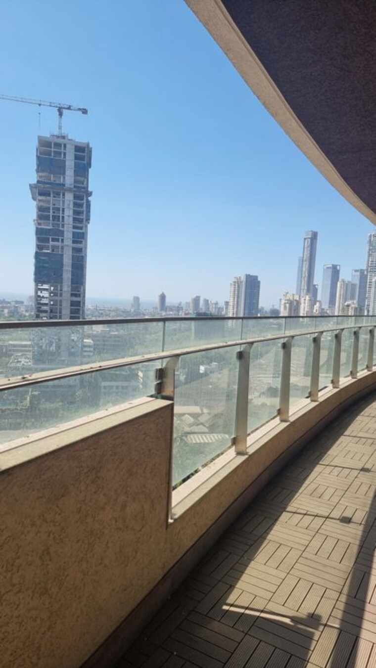 Swimming Pool, lokhandwala-infrastructure-minerva 3 Bedroom 1400 Sq.Ft. Apartment In Mahalaxmi Mumbai 10465762