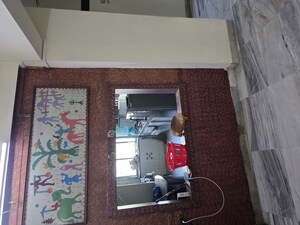 Furnished Amenities in 2 BHK Apartment at Satellite Glory, Andheri East – for Rent