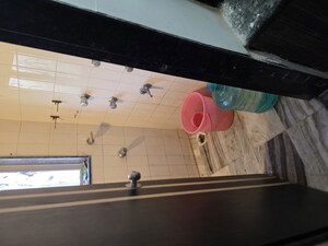 Furnished Amenities in 2 BHK Apartment at Satellite Glory, Andheri East – for Rent