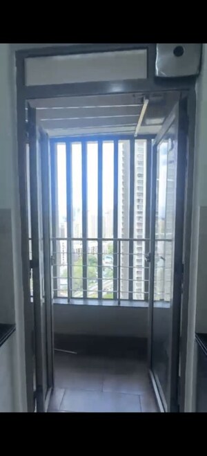 Building Lobby in 2 BHK Apartment at Kalpataru Paramount B, Kapur Bawdi – for Sale