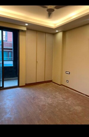 Room in 3 BHK Builder Floor at Greater Kailash I – for Sale