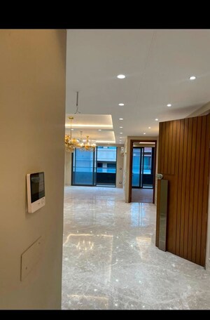 Room in 3 BHK Builder Floor at Greater Kailash I – for Sale
