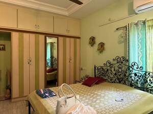 Bedroom in 4 BHK Villa at Kapra – for Sale