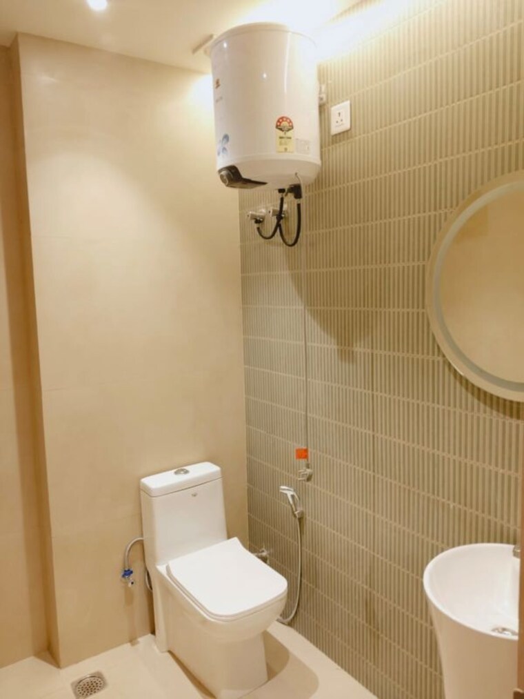 Bathroom, ansal-api-happy-homes 1 Bedroom 869 Sq.Ft. Builder Floor In Sector 42 Gurgaon 10465814