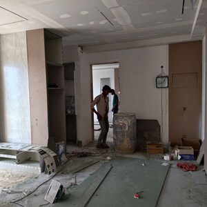 Room in 1 BHK Apartment at Kashish Manor One, Sector 111 – for Sale