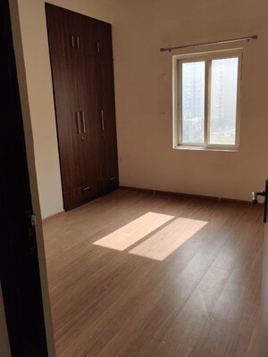 Room in 3 BHK Apartment at The Center Court Prime, Sector 88a – for Rent