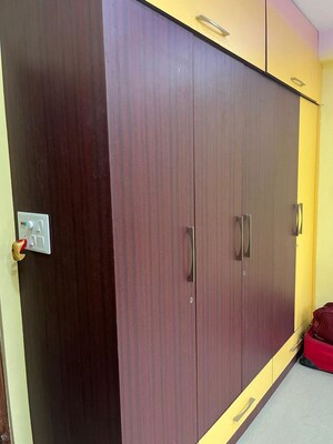 Bathroom in 3 BHK Apartment at Morabadi – for Rent