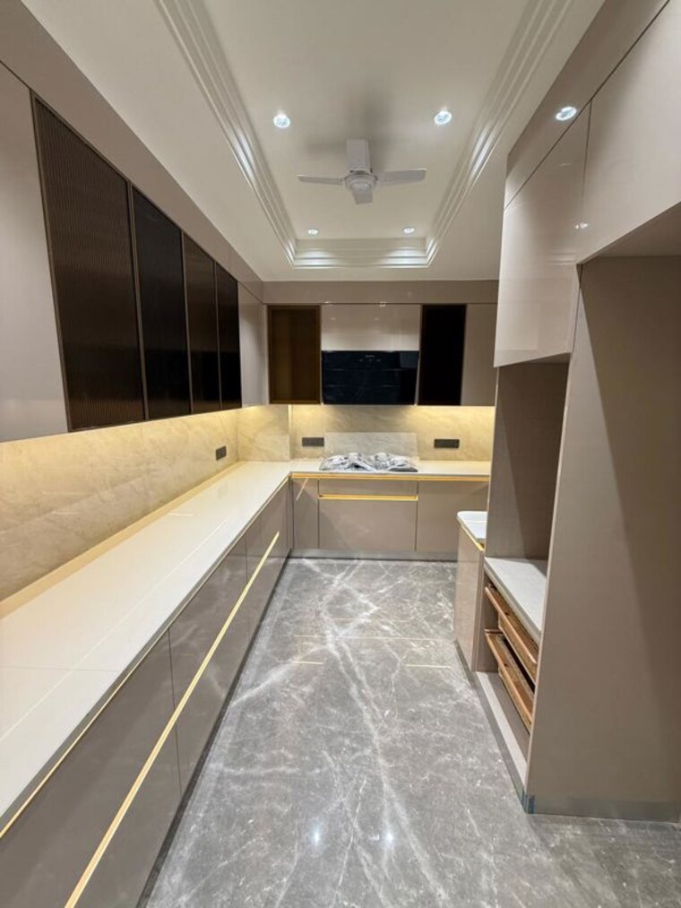 Kitchen, sushant lok i 3 Bedroom 217 Sq.Yd. Builder Floor In Sushant Lok I Gurgaon 10465924