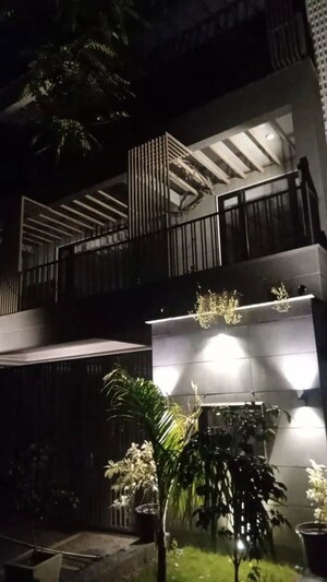 5 BHK Builder Floor – Exterior View View at Dlf Phase I - for Sale