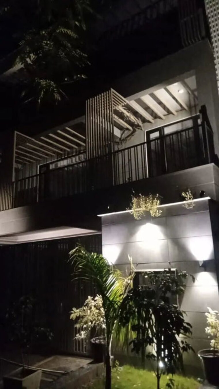 Exterior View, dlf phase i 5 Bedroom 750 Sq.Yd. Builder Floor In Dlf Phase I Gurgaon 10465925