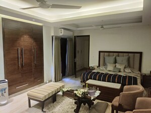 Living Room in 4 BHK Builder Floor at Safdarjung Enclave – for Rent