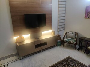 Bedroom in 4 BHK Builder Floor at Safdarjung Enclave – for Rent