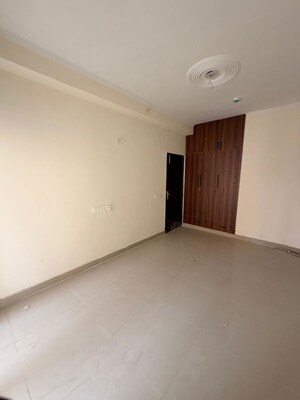 3 BHK Apartment For Sale in Pioneer Araya, Sector 62