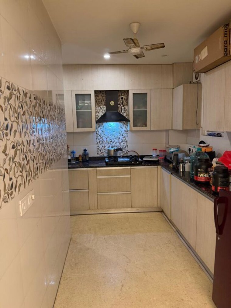 Kitchen, pioneer-araya 3 Bedroom 3500 Sq.Ft. Apartment In Sector 62 Gurgaon 10465952