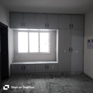 Room in 2 BHK Apartment at Rajapushpa Provincia, Narsingi – for Rent