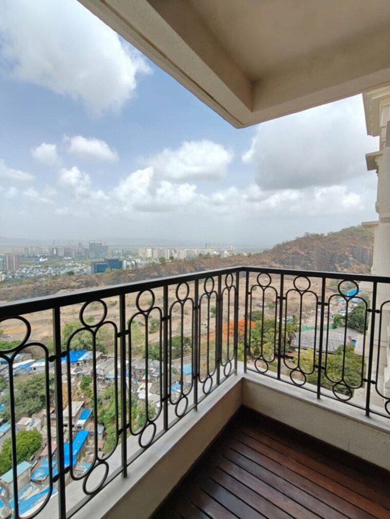 Balcony, lodha-bellagio 5 Bedroom 1800 Sq.Ft. Apartment In Powai Mumbai 10465985